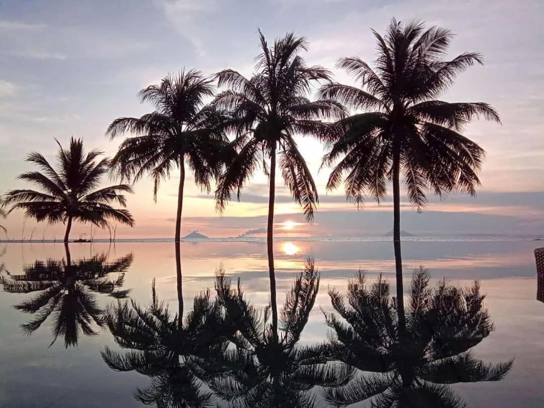 The West Cove 3* Serang
